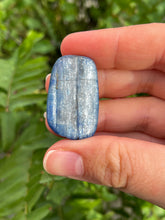 Load image into Gallery viewer, Tumbled Blue Kyanite
